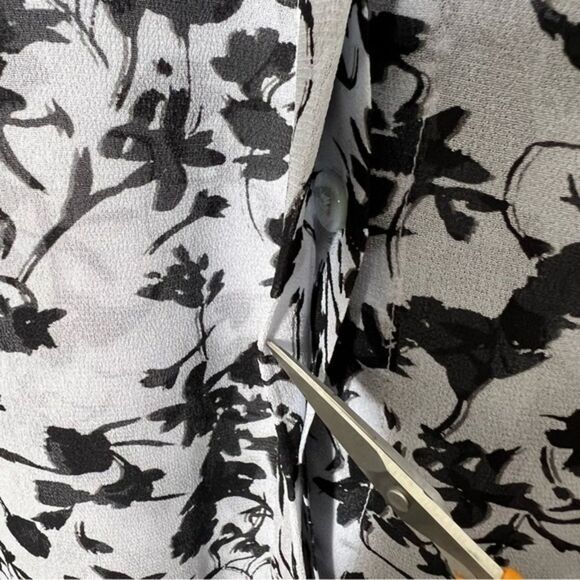 Dorothee Schumacher Women's Size XL NWT Light Blue Black Flowers Floral Blouse - Picture 9 of 14